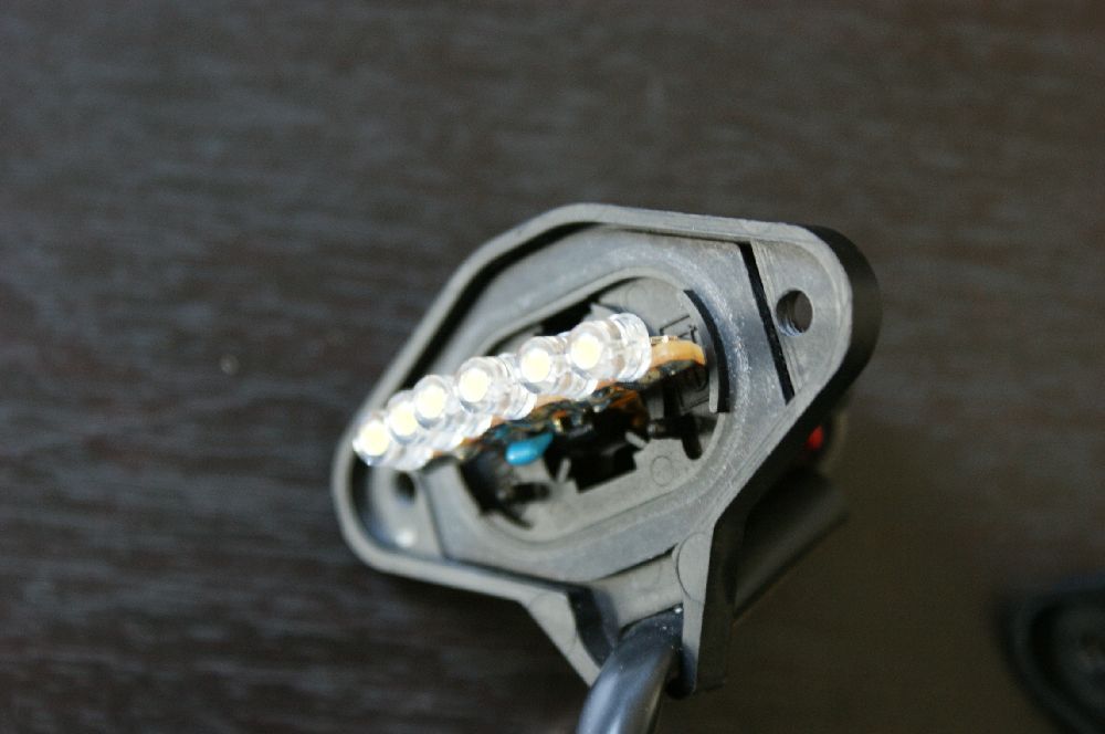 R33スカイライン用LEDライセンス灯-QJ-R361